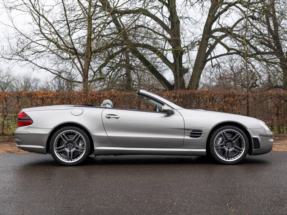 Bild 2/25 von Mercedes-Benz SL 65 AMG (2004)