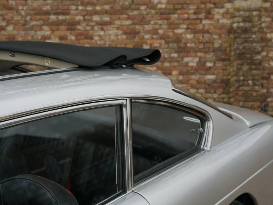 Immagine 12/50 di Ferrari 250 GT 2+2 (1964)