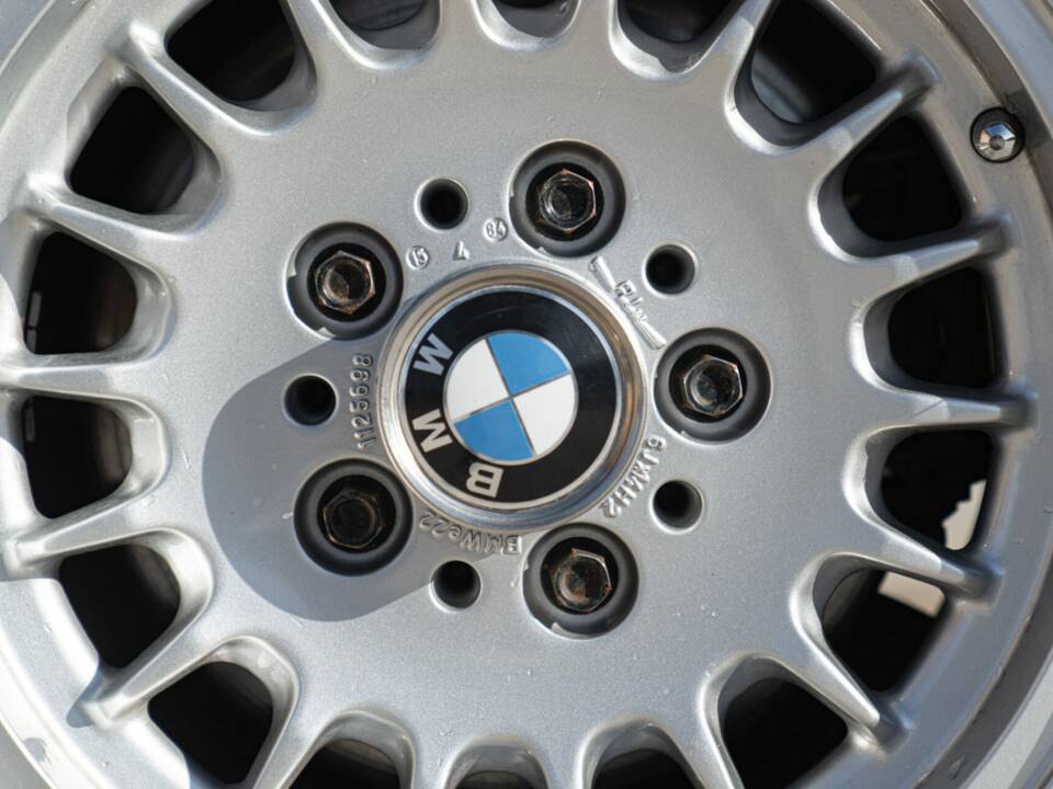 Bild 21/50 von BMW 635 CSi Group A (1983)