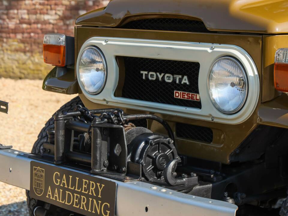 Image 16/50 de Toyota Land Cruiser BJ 40 (1979)