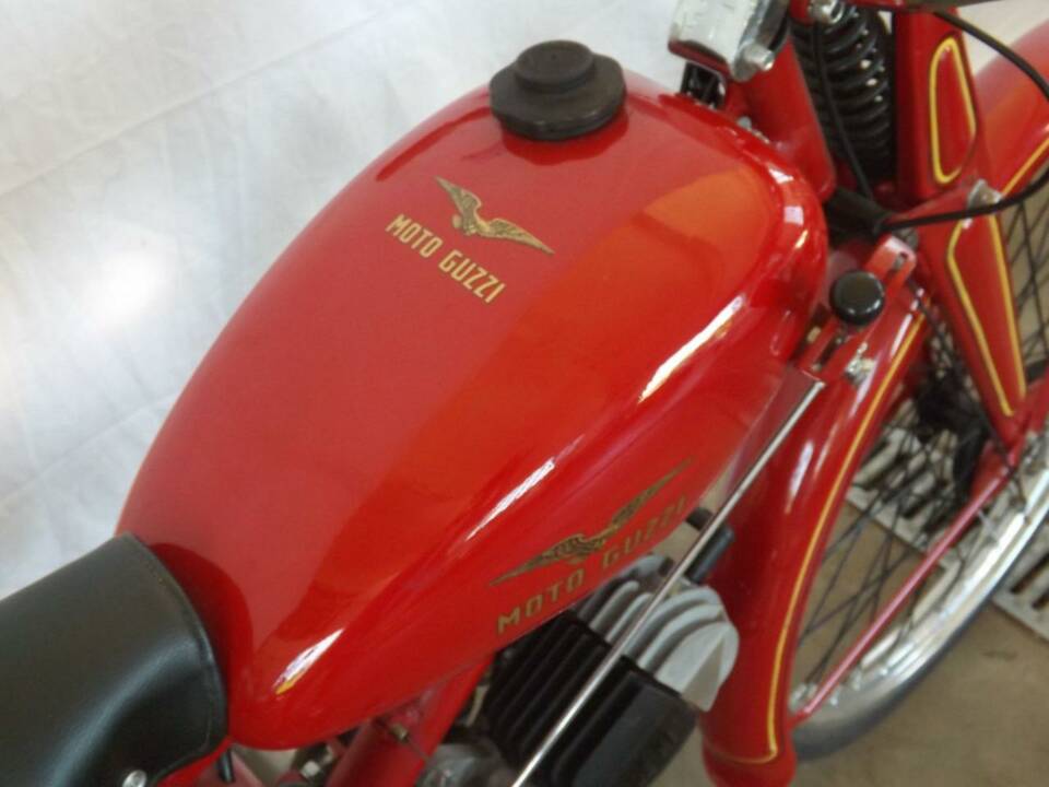 Image 13/50 de Moto Guzzi Cardellino 65 (1955)