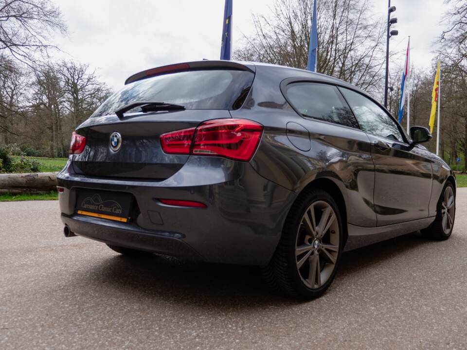 Bild 16/23 von BMW 118i (2018)