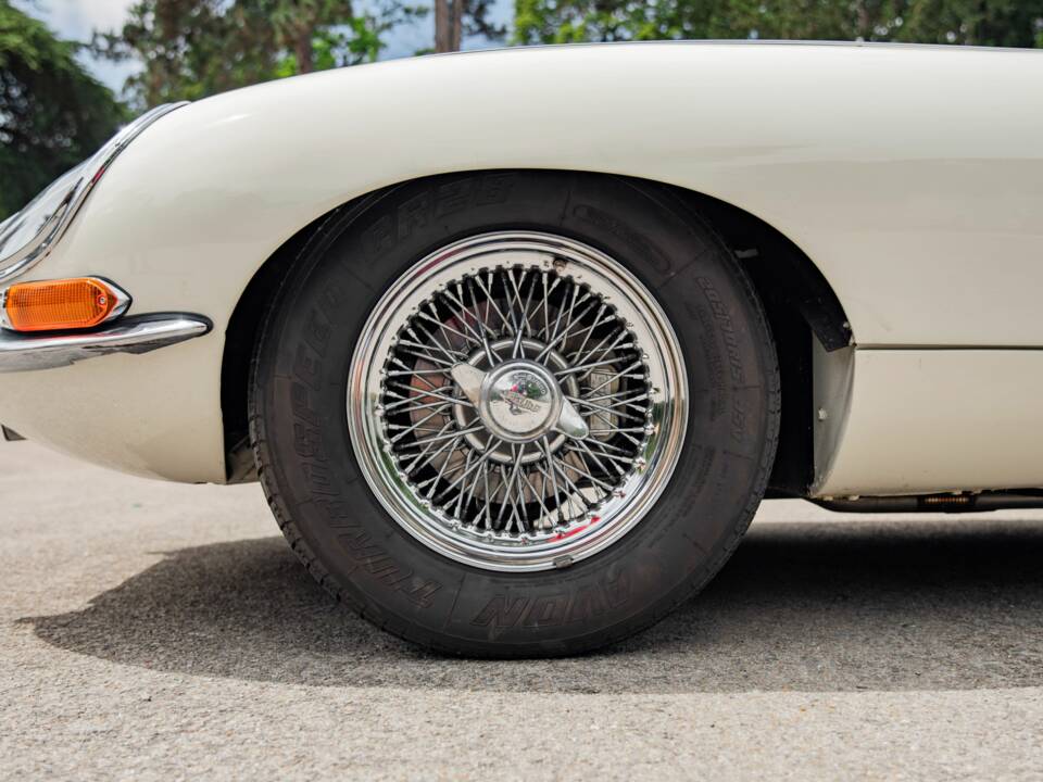 Image 29/50 de Jaguar Type E 3.8 (1963)