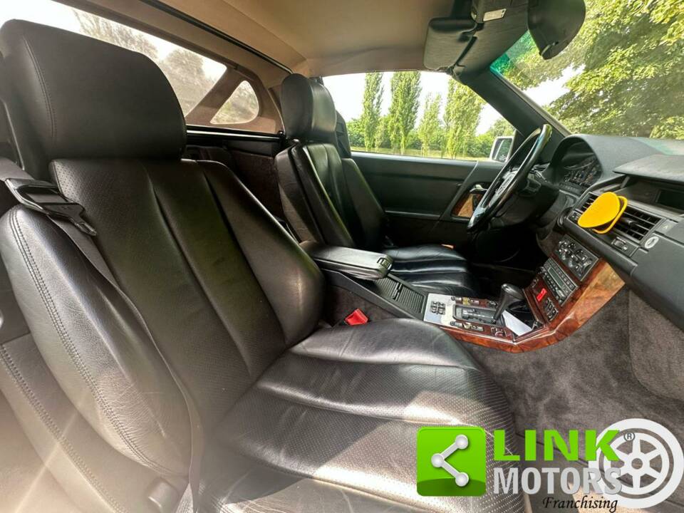 Image 10/10 of Mercedes-Benz 500 SL (1991)