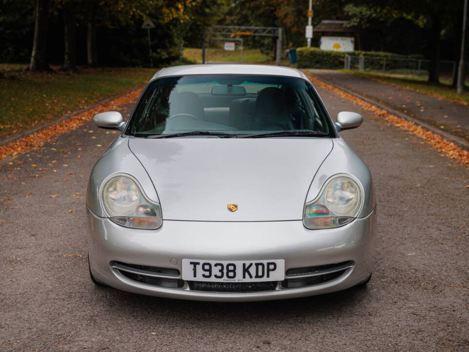 Bild 5/26 von Porsche 911 Carrera 4 (1999)