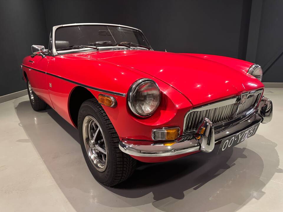 Imagen 13/49 de MG MGB (1977)