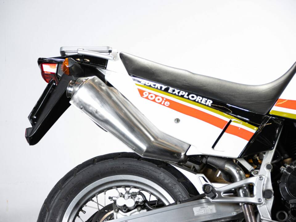 Bild 37/50 von Cagiva E900 Elefant (1993)