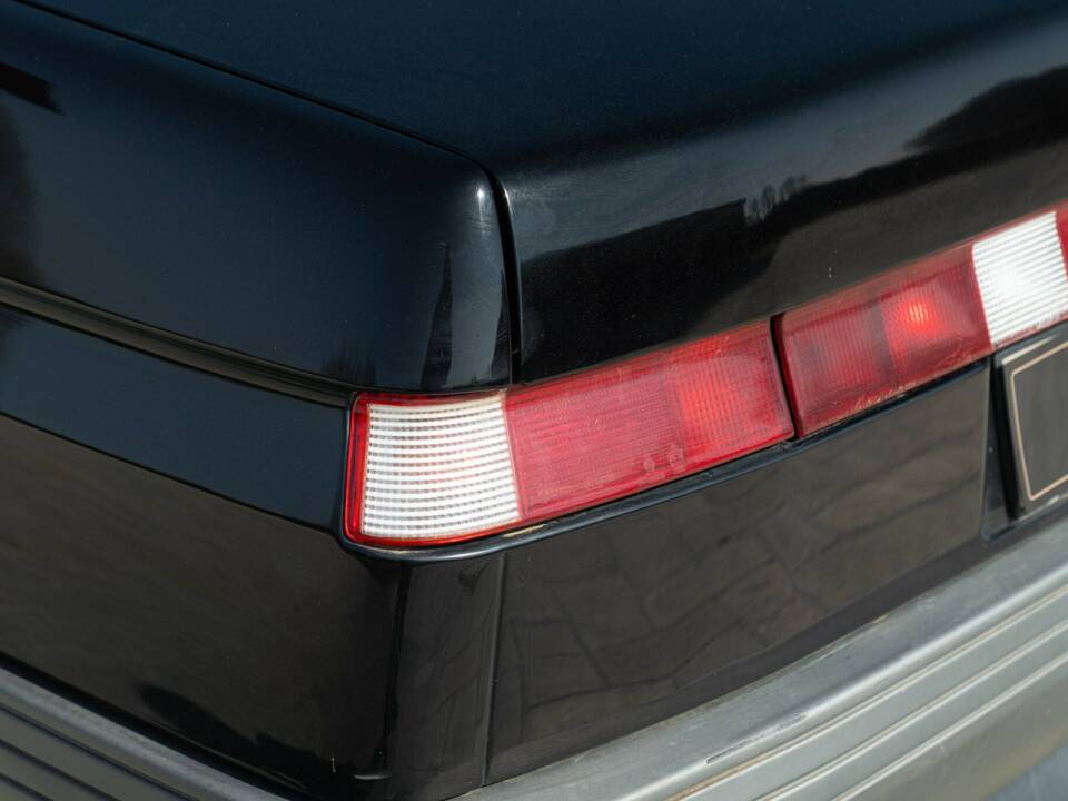 Image 11/50 of Alfa Romeo 164 2.0 (1990)