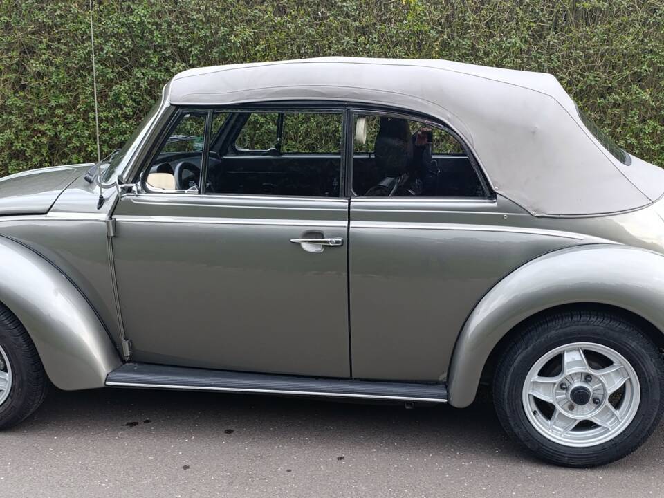 Image 4/22 of Volkswagen Beetle 1303 LS (1979)