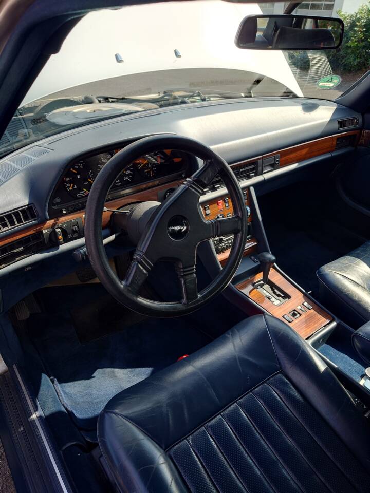 Afbeelding 12/14 van Mercedes-Benz 500 SE (1987)