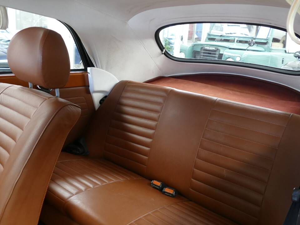 Image 14/24 de Volkswagen Kever 1303 LS (1978)