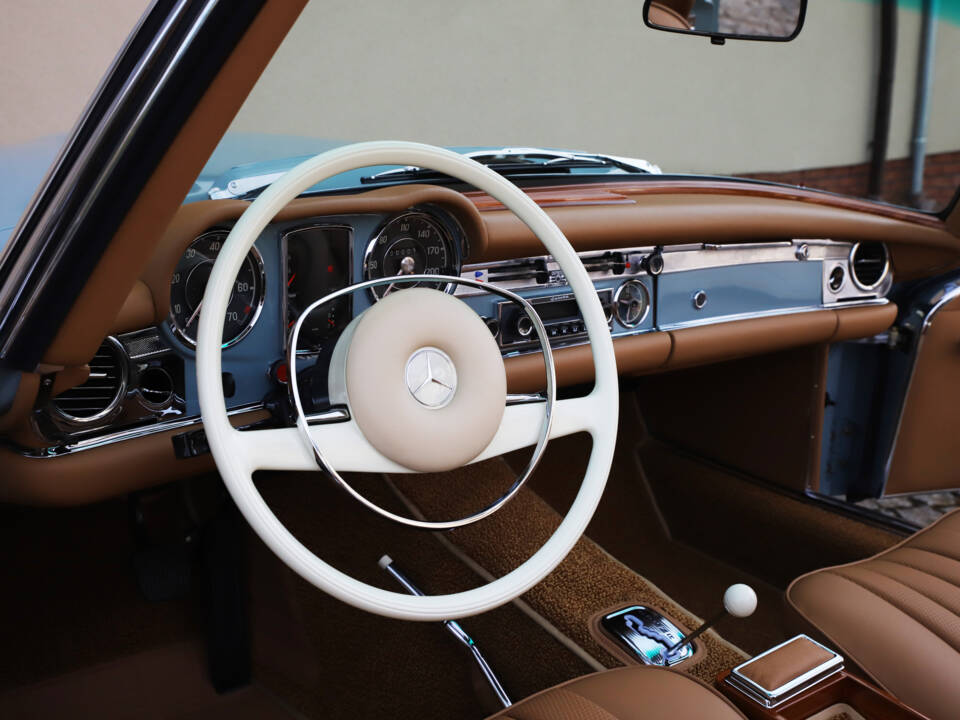 Afbeelding 20/40 van Mercedes-Benz 280 SL (1970)