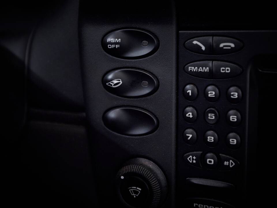 Imagen 87/98 de Porsche 911 Carrera 4S (2004)