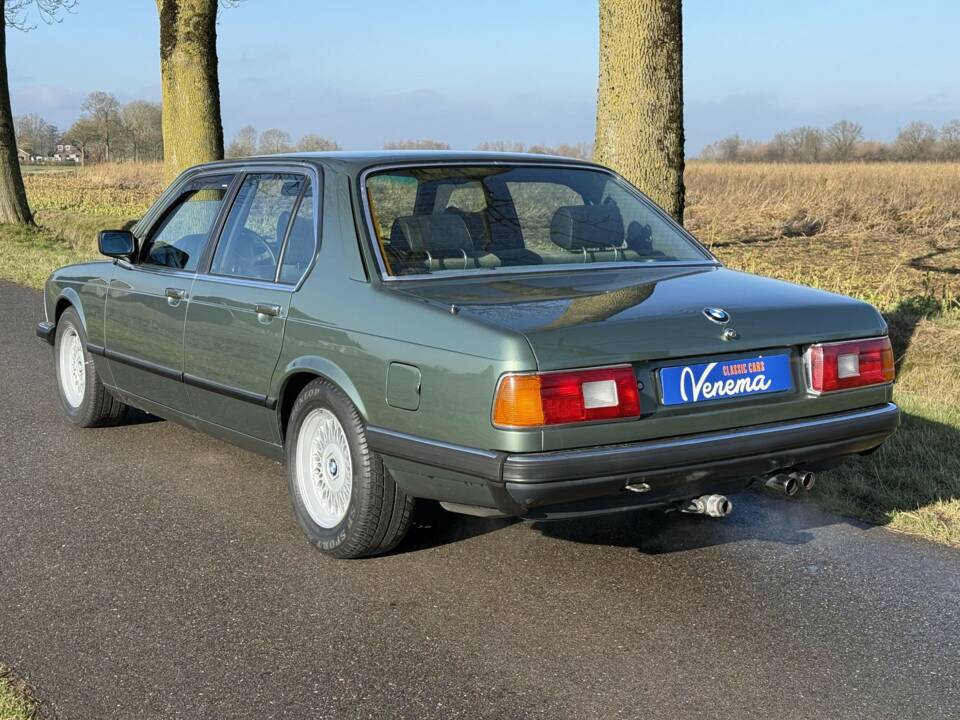 Bild 6/18 von BMW 728i (1986)