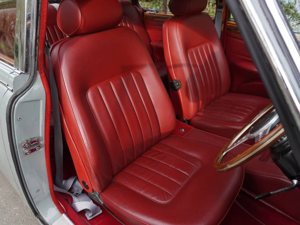 Immagine 10/17 di Jaguar Mk II 3.8 (1959)