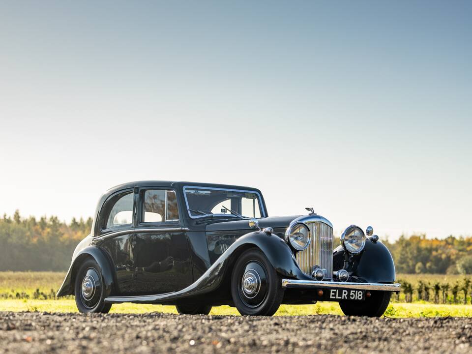 Image 41/50 de Bentley 4 1/2 Litre (1938)
