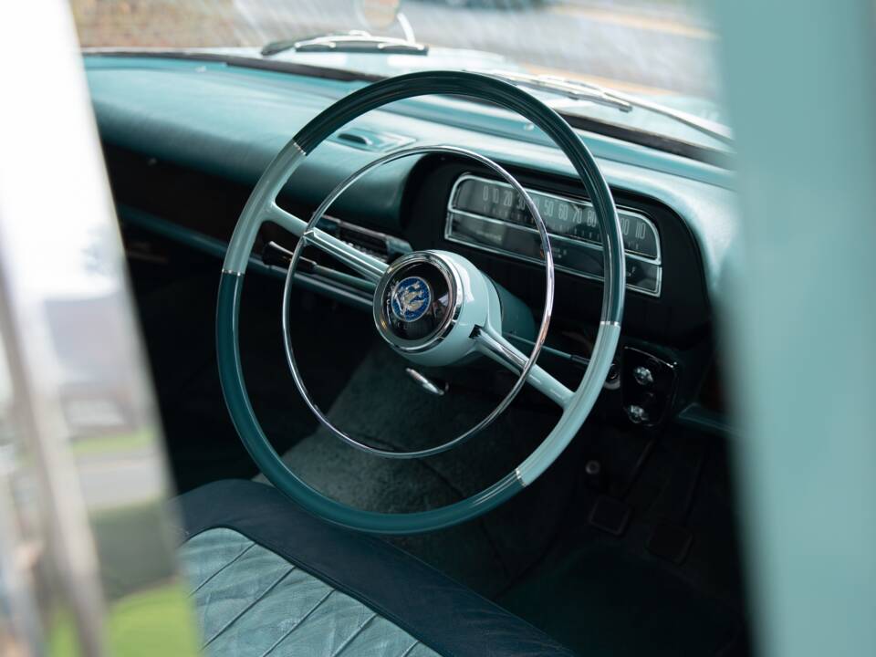 Bild 47/50 von Vauxhall Cresta (1961)