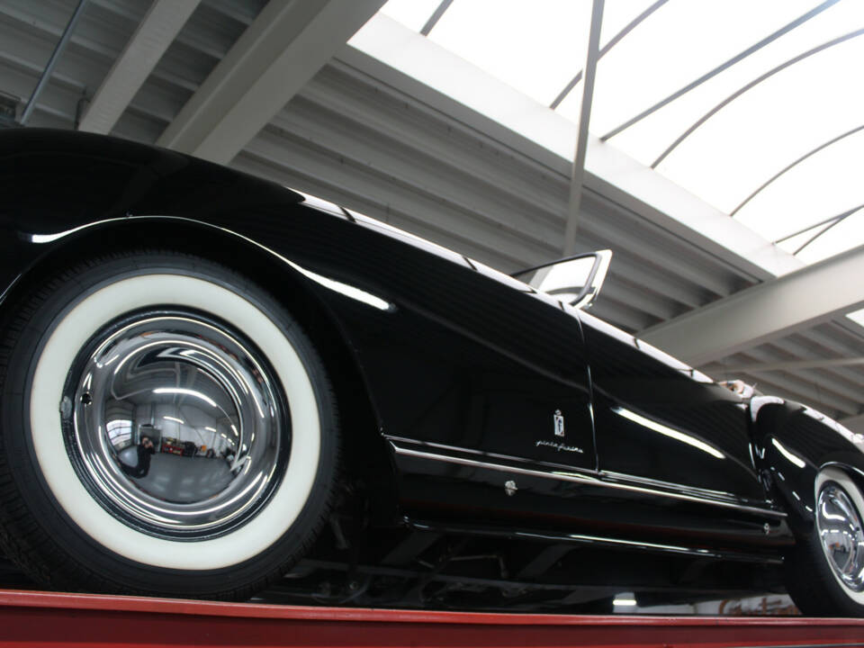 Image 8/50 of Nash-Healey Roadster (1953)