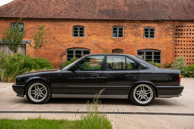 Bild 31/50 von BMW M5 (1994)