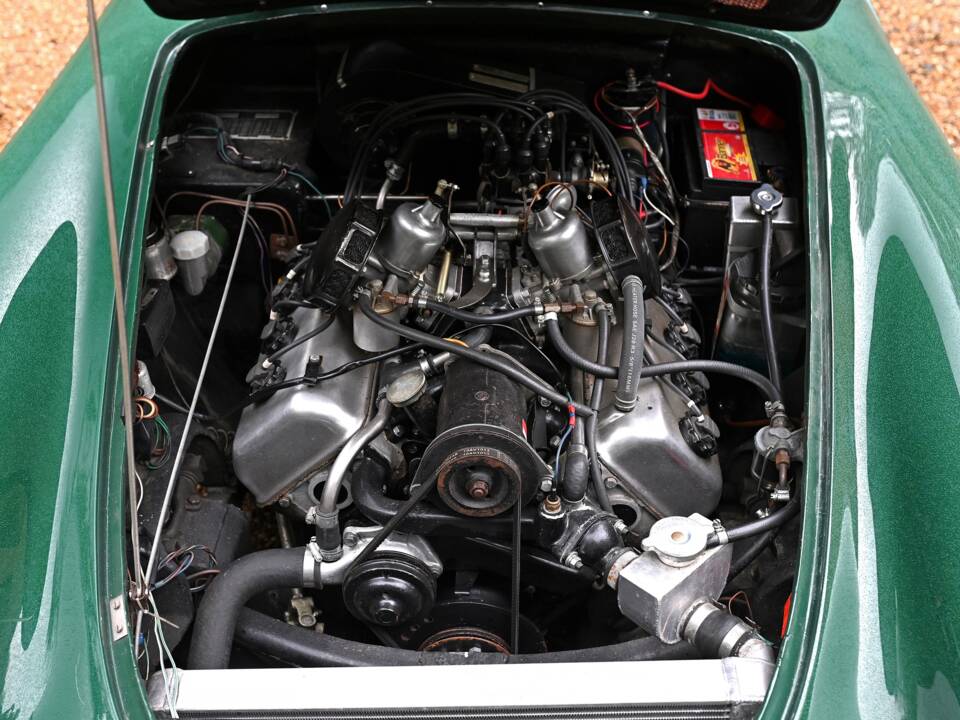 Image 5/20 of Daimler SP 250 (1962)