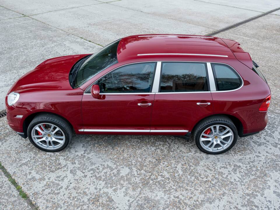 Image 9/45 of Porsche Cayenne Turbo (2009)