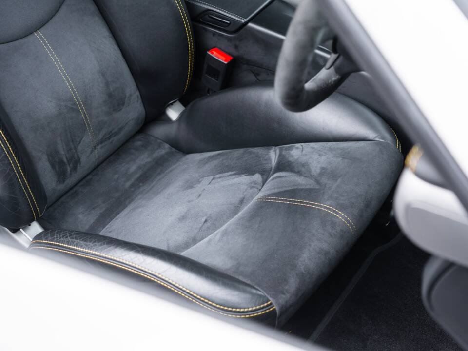 Bild 34/52 von Porsche 911 GT2 (2008)