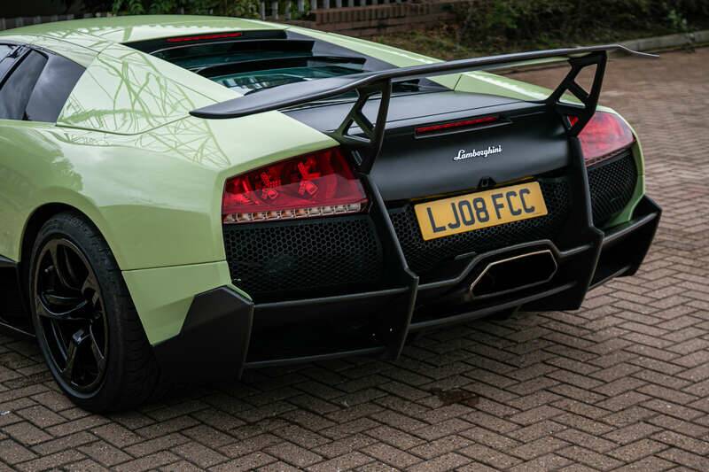 Image 8/38 of Lamborghini Murciélago LP640 (2008)