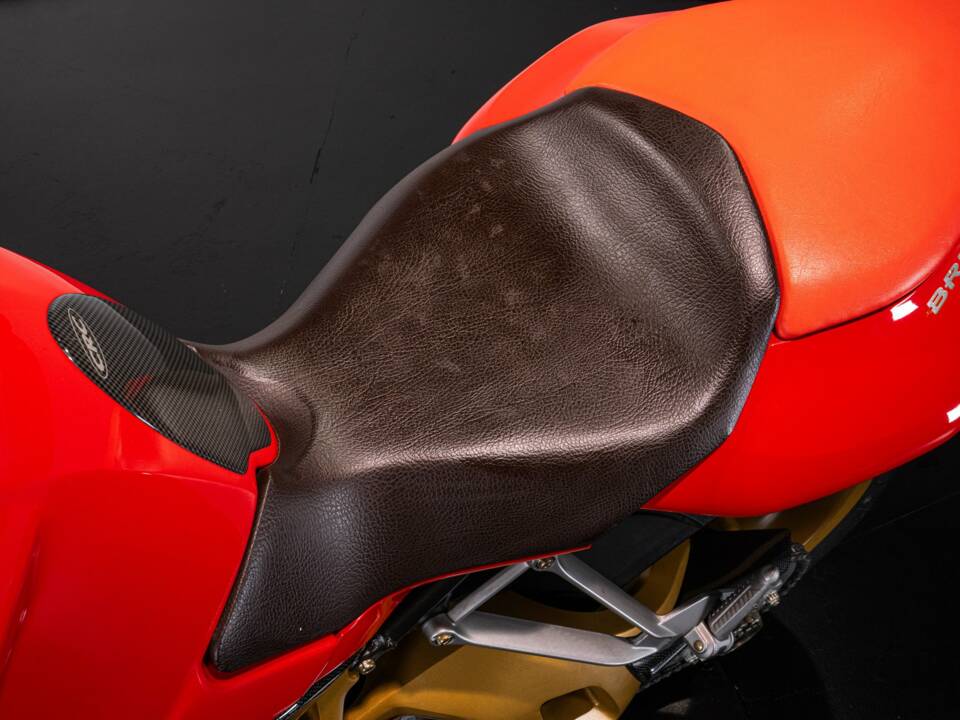 Image 40/50 of MV Agusta DUMMY (2008)