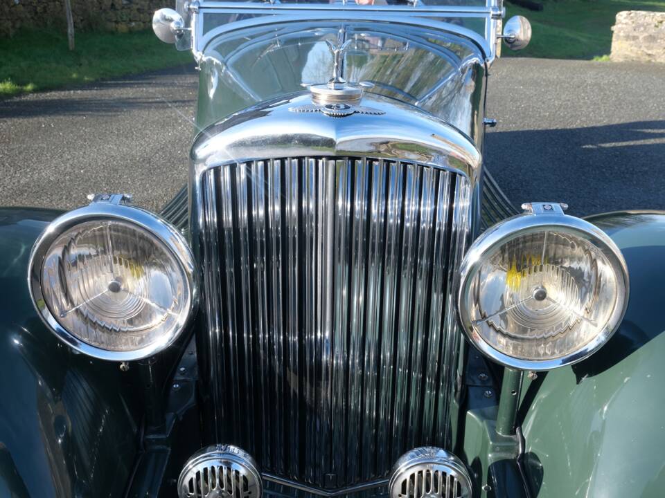 Image 28/37 of Bentley 3 Litre Vanden Plas (1934)