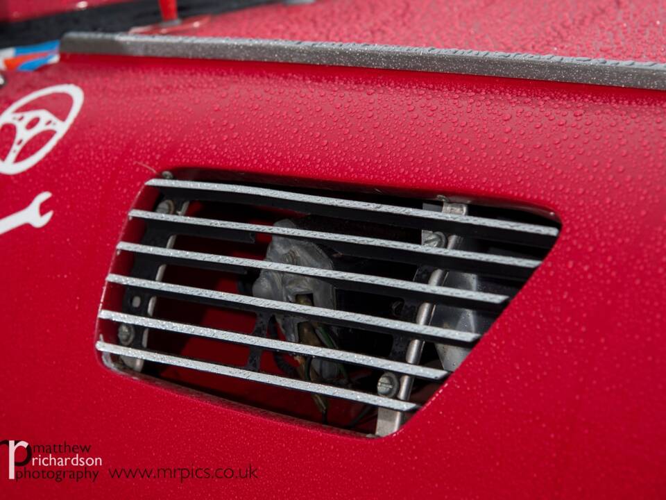 Image 45/50 of Triumph Spitfire 4 (1962)