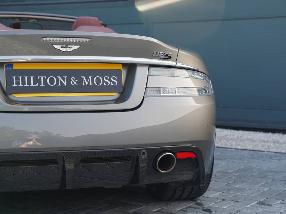 Imagen 19/50 de Aston Martin DBS Volante (2011)