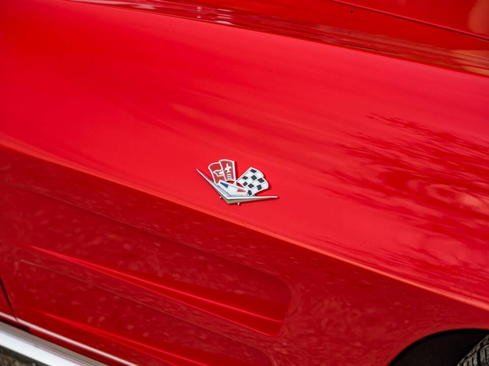 Image 24/64 of Chevrolet Corvette Sting Ray Convertible (1964)