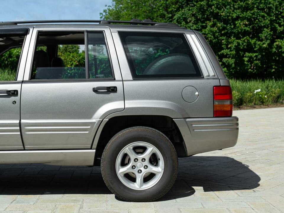 Bild 23/50 von Jeep Grand Cherokee 5.9 Limited (1998)