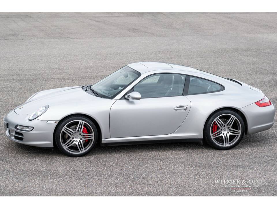 Bild 1/33 von Porsche 911 Carrera 4S (2007)