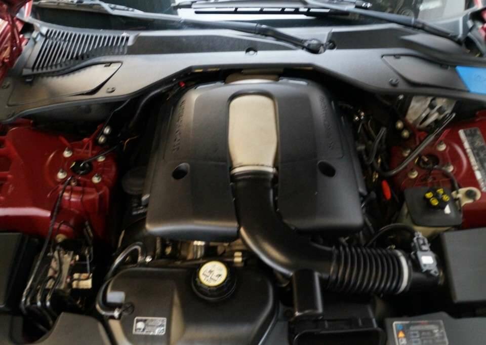 Bild 11/50 von Jaguar XJR Super V8 (2007)