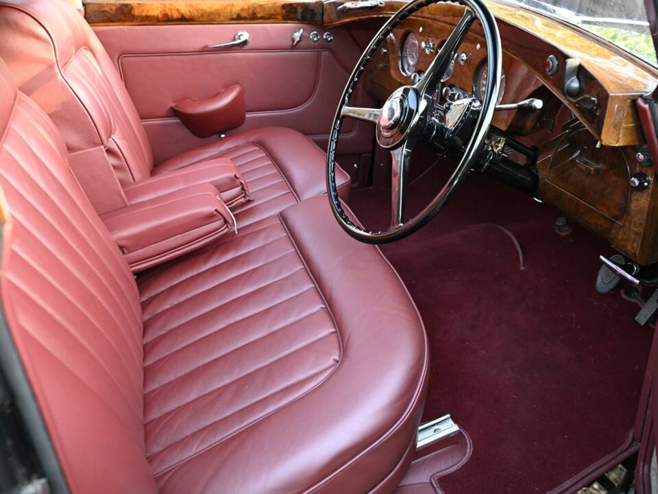 Imagen 32/50 de Rolls-Royce Silver Cloud I (1956)