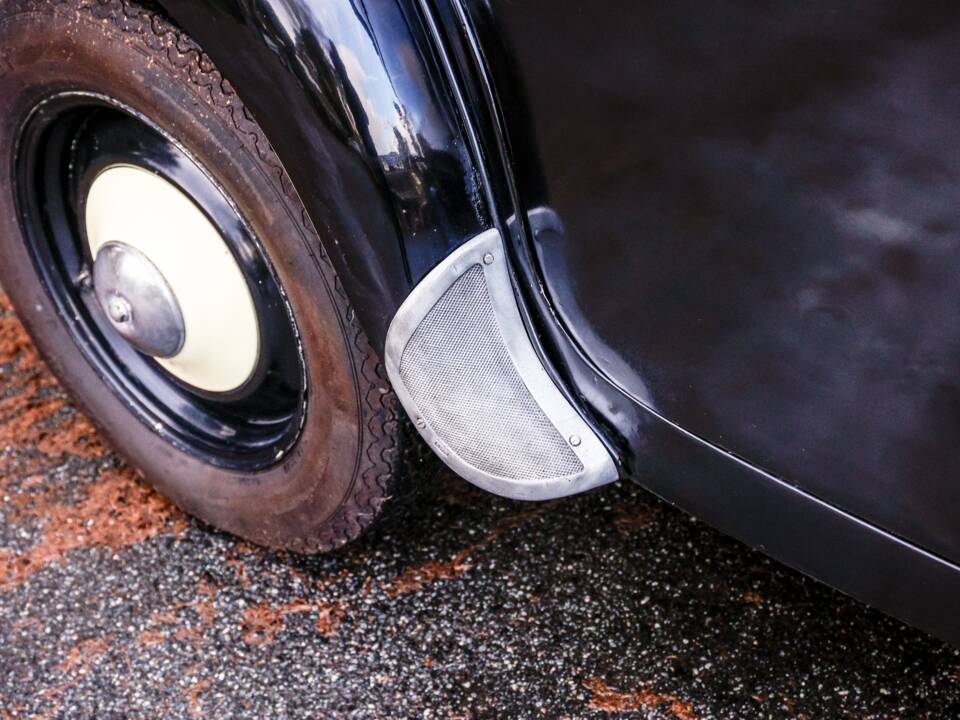 Immagine 18/37 di Citroën Traction Avant 11 BL (1955)