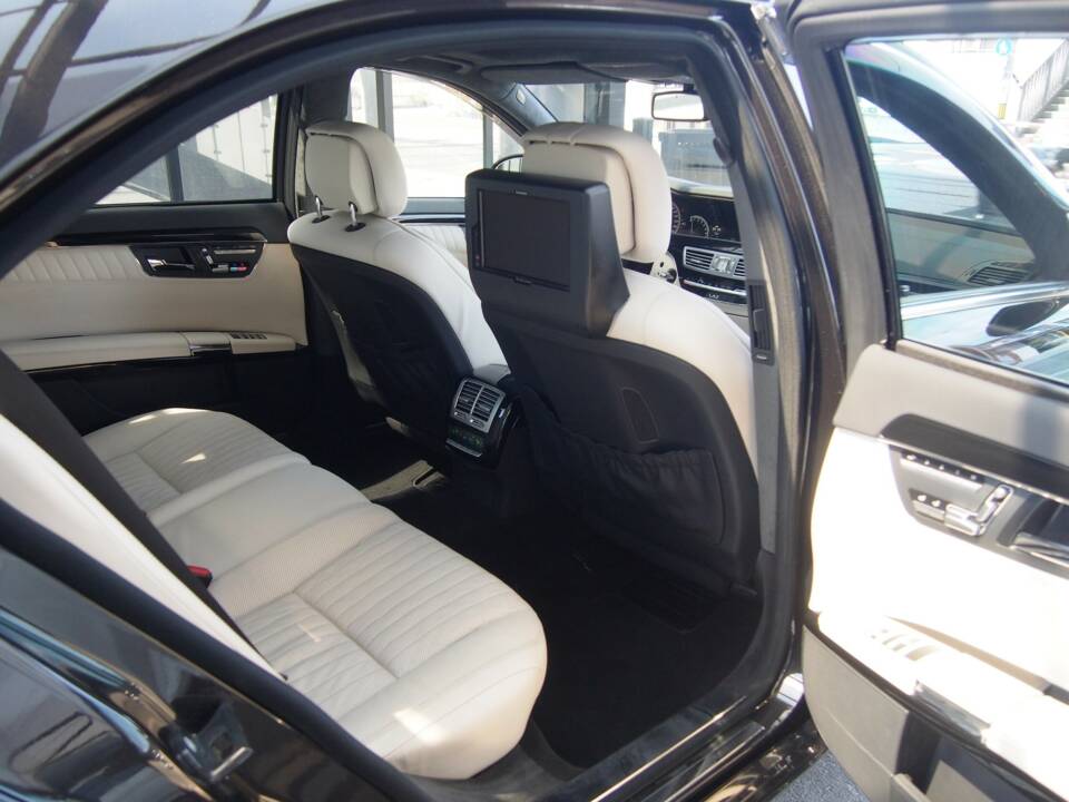 Bild 30/35 von Mercedes-Benz S 600 L (2008)