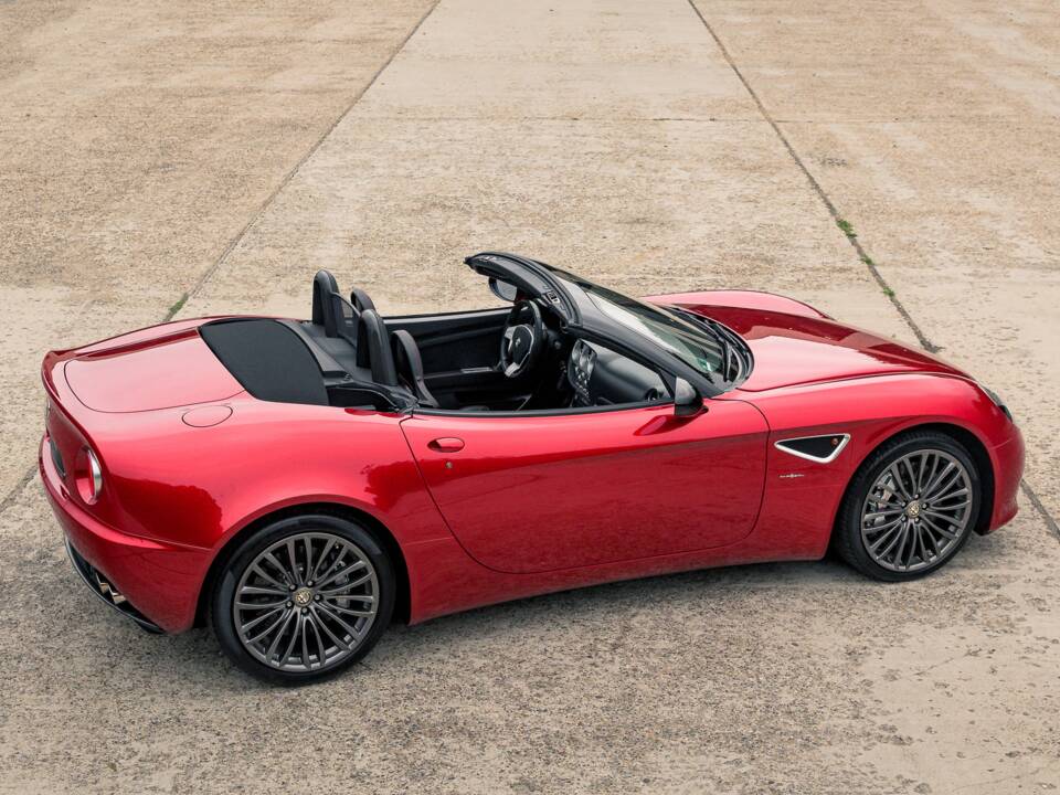 Afbeelding 5/26 van Alfa Romeo 8C Spider (2010)