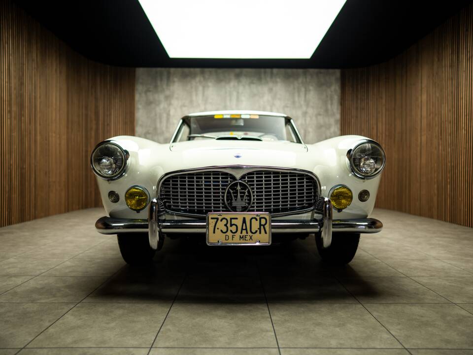 Bild 1/99 von Maserati 3500 GT Touring (1959)