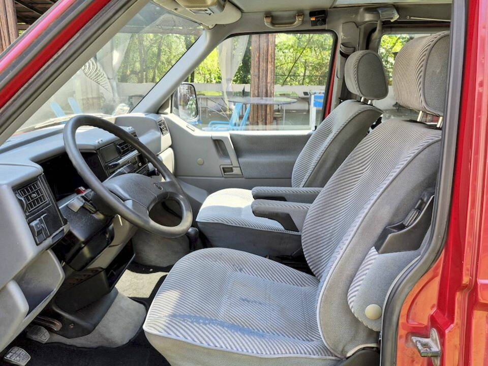 Bild 24/71 von Volkswagen T4 California 2.4 D (1994)