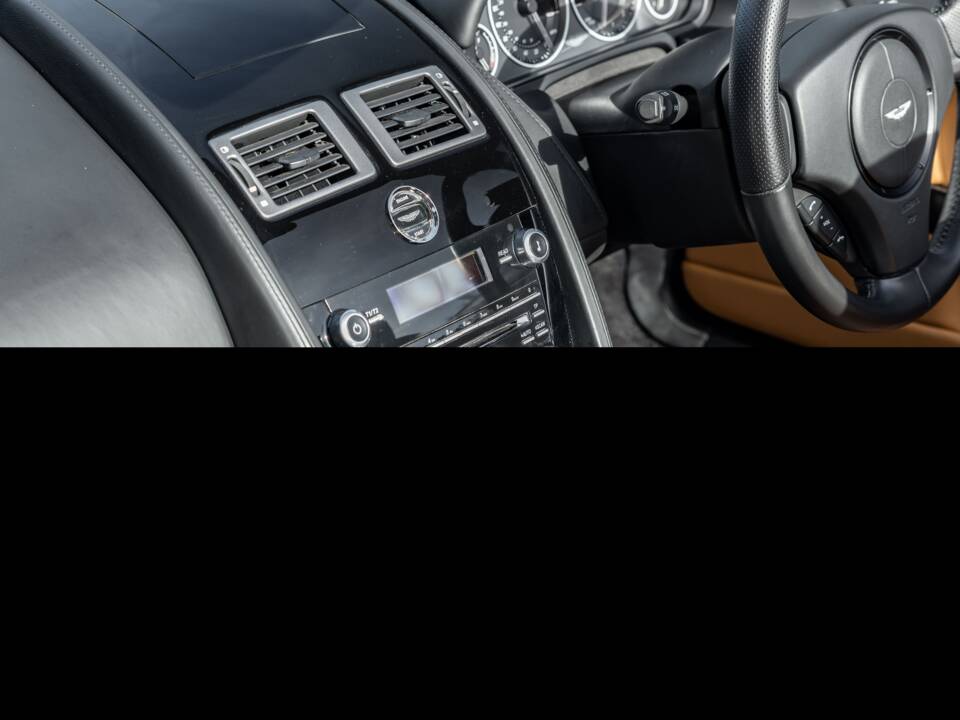 Bild 39/65 von Aston Martin DBS Volante (2011)