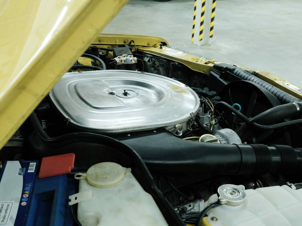 Bild 18/50 von Mercedes-Benz 380 SE (1983)