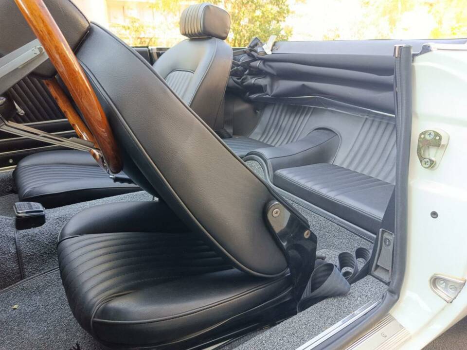 Bild 11/12 von Alfa Romeo Spider 1600 Junior (1975)