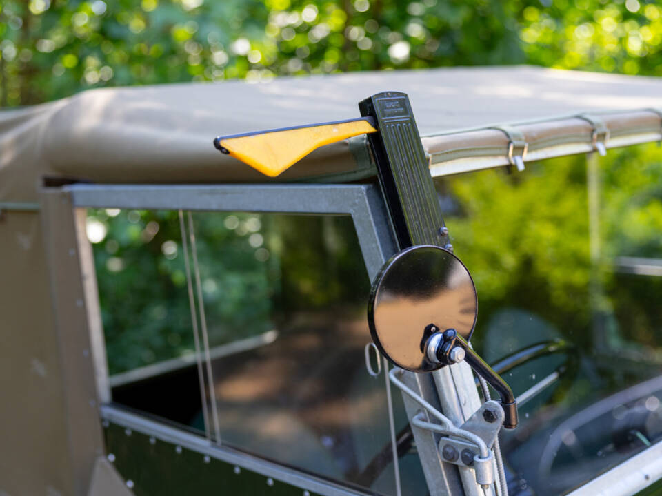 Bild 35/50 von Land Rover 80 (1948)
