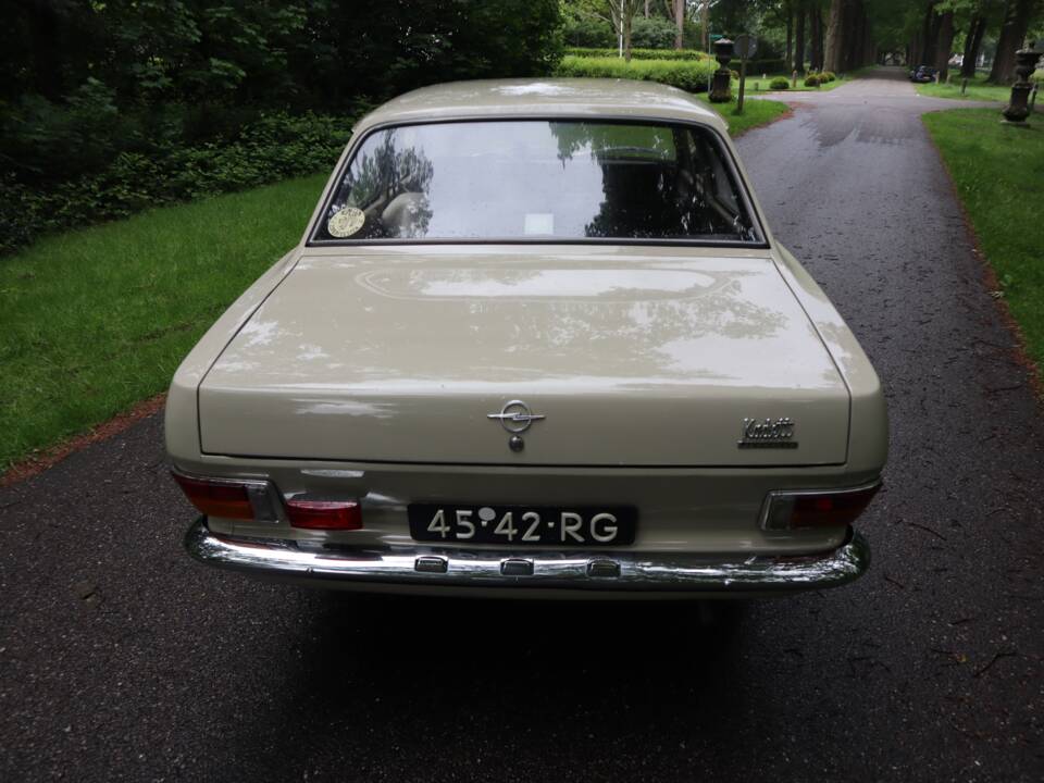 Bild 24/55 von Opel Kadett 1,1 S (1971)