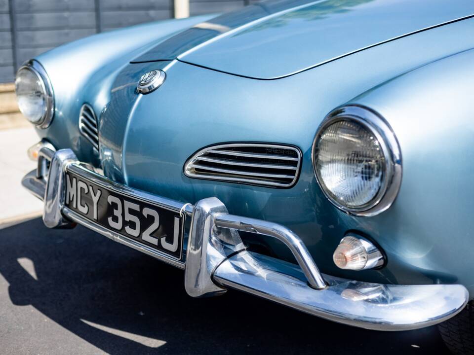 Image 38/50 of Volkswagen Karmann Ghia 1500 (1971)