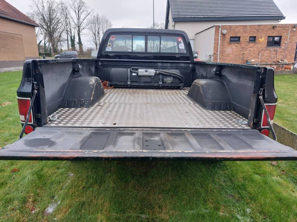 Image 5/6 of GMC Sierra 3500 (1984)