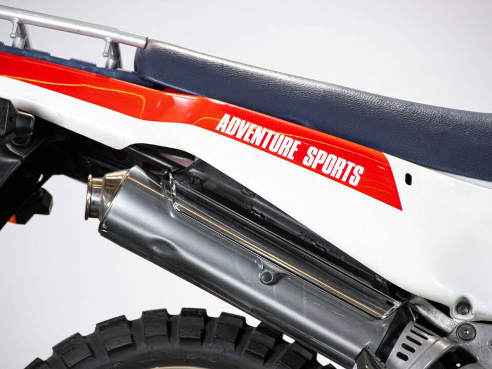 Image 28/50 de Honda XRV 650 Africa Twin (1989)