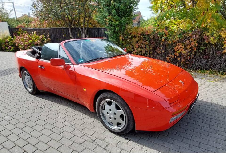 Image 5/18 de Porsche 944 S2 (1990)